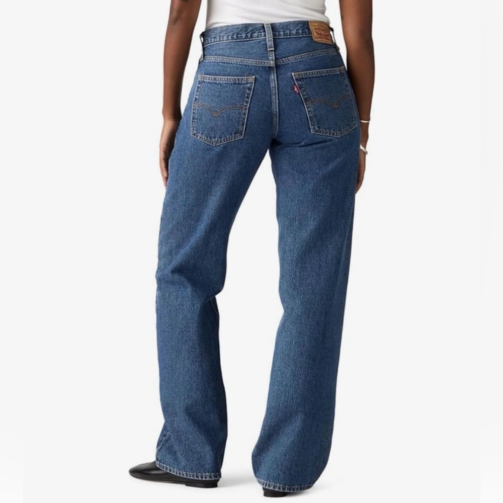 Levi's Straight Leg Women's Jeans in Blue Denim - Picture 2 of 10